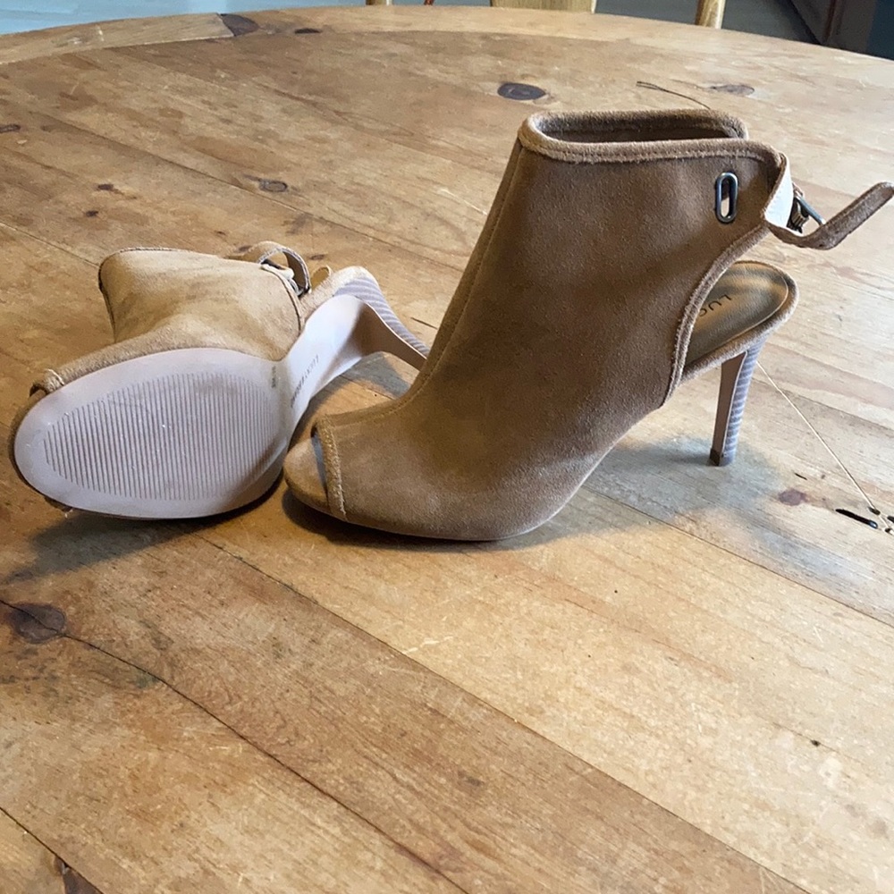 New Lucky Brand Peep Toe Booties